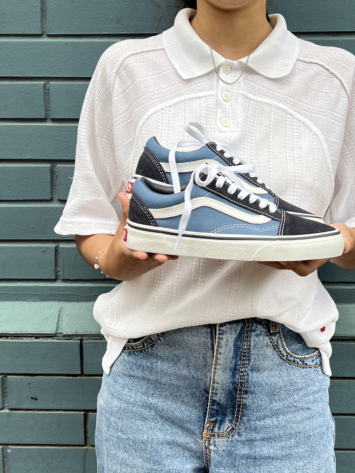 Vans Old Skool: O segredo para dominar o visual urbano sem perder o estilo