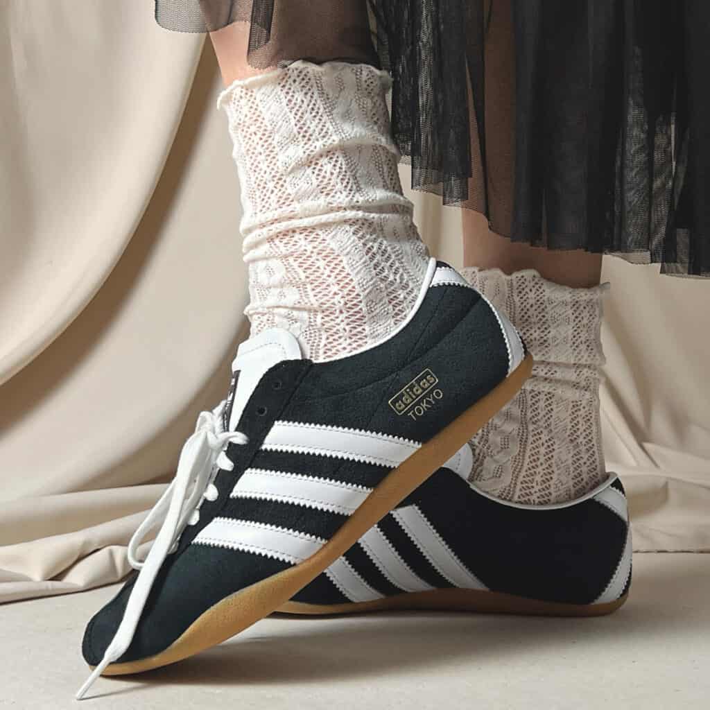 Tênis Adidas Tokyo preto - modelo slim sapatilha na Espaço Con